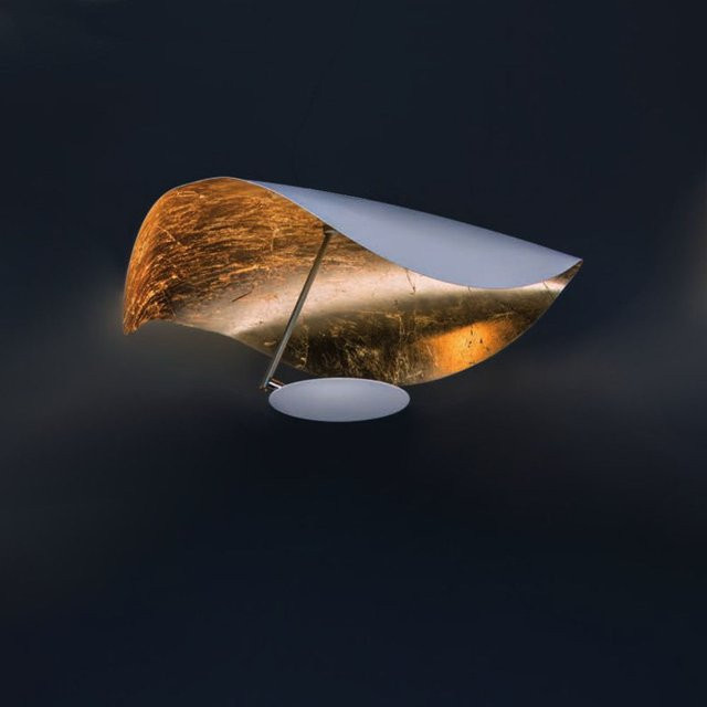 Catellani & Smith Lederam Manta S1 LED-Pendelleuchte in Weiß und Blattgold mit warmweißem Licht (2700K) - Bild 1