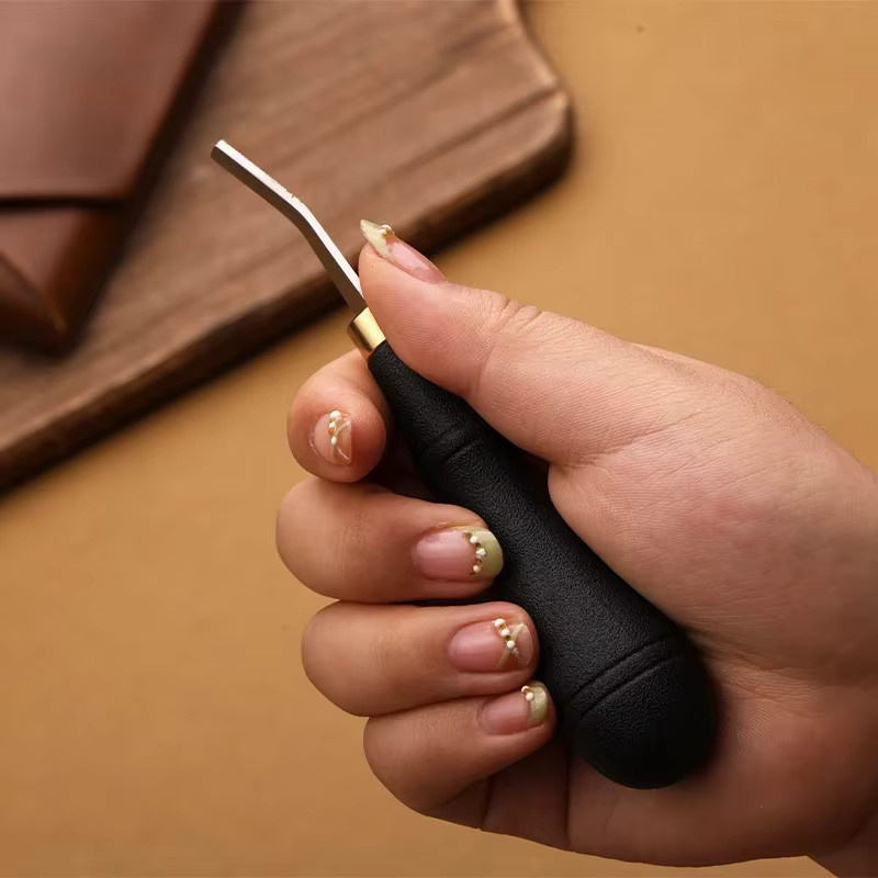 Silikon Griff mit Feile für Lederbearbeitung und DIY Oberflächenbehandlung, Körnung 3/5mm, Schwarz - Bild 3