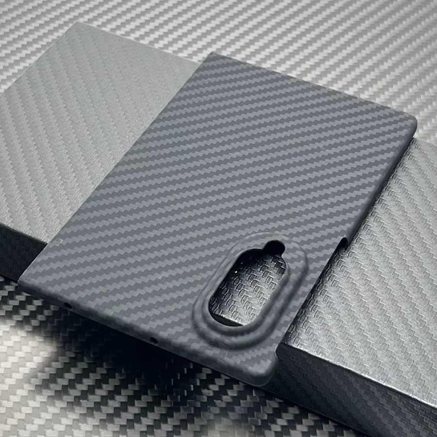 Samsung Galaxy Z Fold8 Schutzhülle aus Kohlefaser und Aramid-Kevlar in Schwarz und Braun - Bild 4