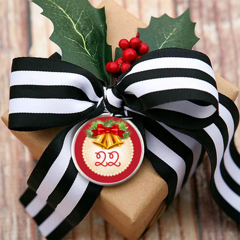 Selbstklebende Adventskalender Aufkleber mit Zahlen und Frohe Weihnachten Motiven, bunte Geschenketiketten aus Papier, Multicolor - Bild 3