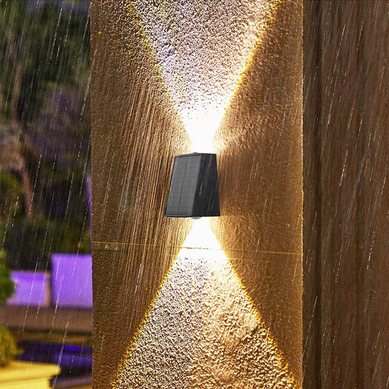 SHENZHITECH Solar-Wandleuchten für Garten und Terrasse in Weiß oder Schwarz mit kühlem weißem Licht - Bild 3
