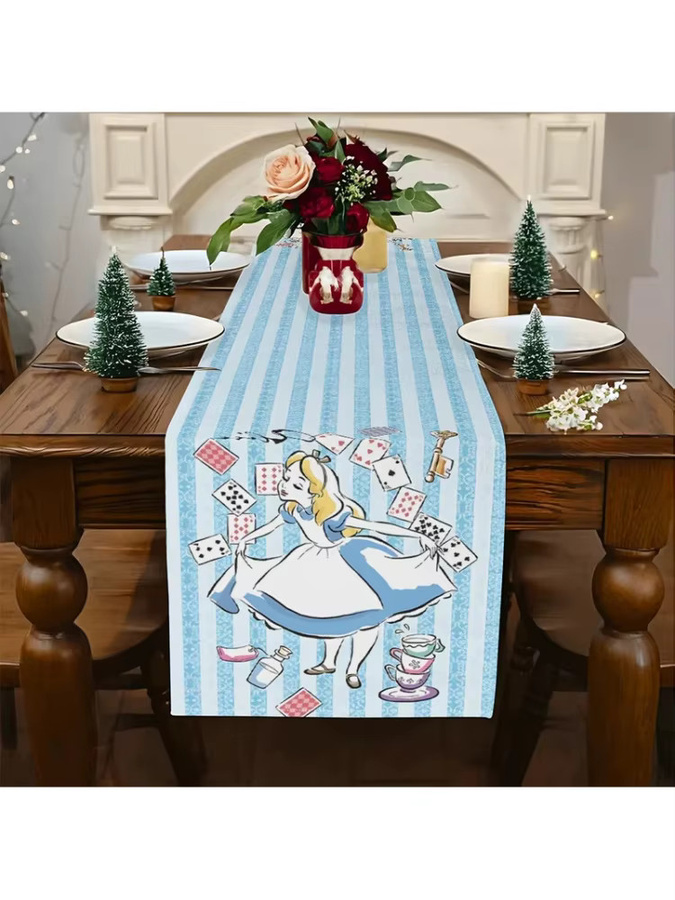 VIKAMA Tischläufer Alice im Wunderland in Blau mit Kaninchen- und Poker-Print - Bild 4