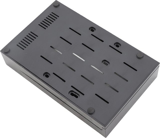 DIYelecs Mobiles USB 3.0 Festplattengehäuse für 2,5 Zoll und 3,5 Zoll SATA HDD und SSD in Grau - Bild 1