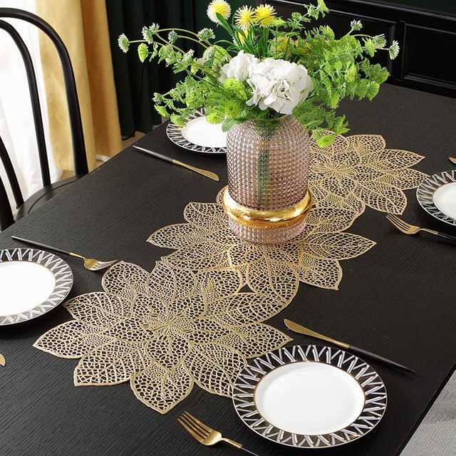 Zijinhua Tischset und Tischläufer aus PVC in Gold mit floralem Hohlmuster, hitzebeständig und luxuriös - Bild 1
