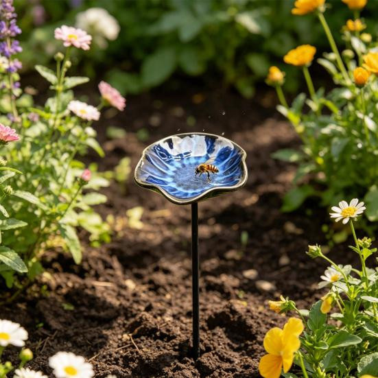 VividHive Bienenwassertränke mit Ständer und Blumen als Schmetterlings-Trinkstation für den Garten, mehrfarbig aus Metall und Keramik - Bild 3