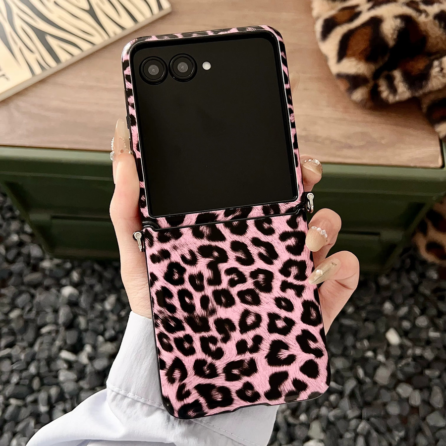 Stoßfeste Samsung Galaxy Z Flip 4 5 6 7 Handyhülle aus PU-Leder im Leopard-Print in Pink und Multicolour - Bild 1