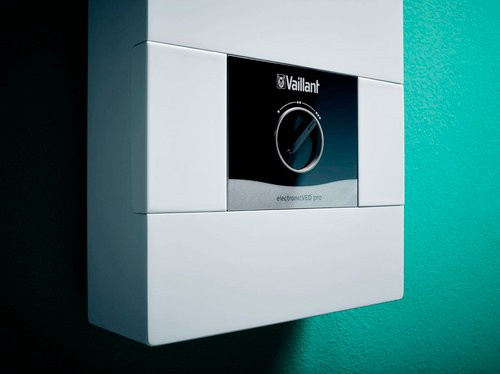 Vaillant Elektro-Durchlauferhitzer VEDE18/8PRO Elektronisch, 18 kW, Weiß - Bild 2