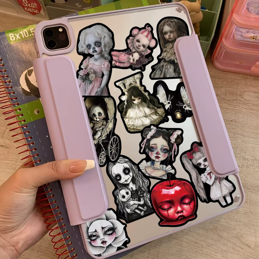 50 Stück PickJoy Gothic Horror Puppen Aufkleber in Pink und Multicolour, gruselige ästhetische Vinyl Sticker für Wandkunst und Dekoration - Bild 3