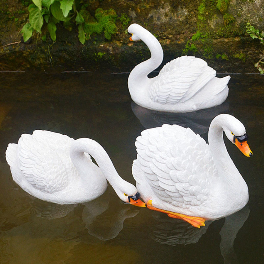 Weiße Schwan-Figur von mfySpace aus Kunstharz als Gartendekoration und Ornament für deinen Hof oder Garten - Bild 2
