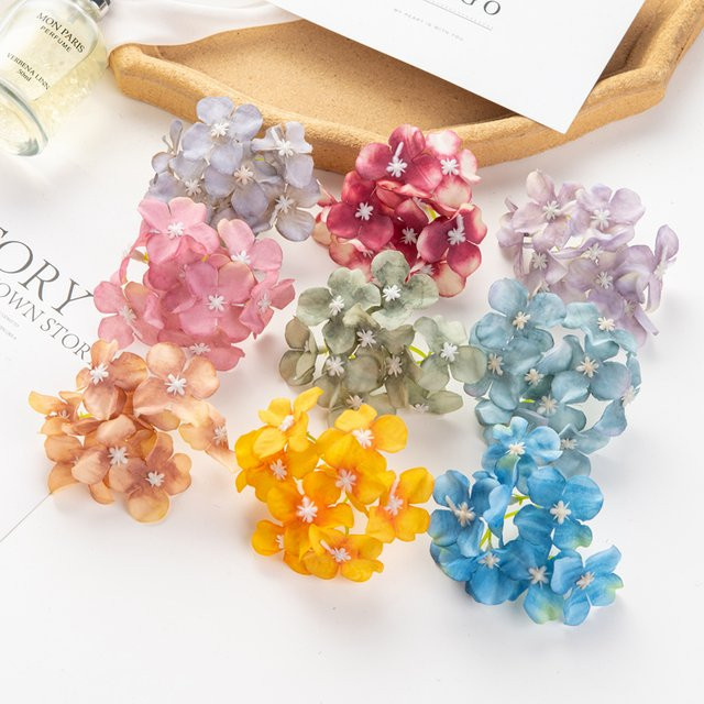 XIAOYINMO Künstliche Seidenblumen Set für Hochzeit und Garten, Rosen und Hortensien in Multicolour zur Dekoration - Bild 1
