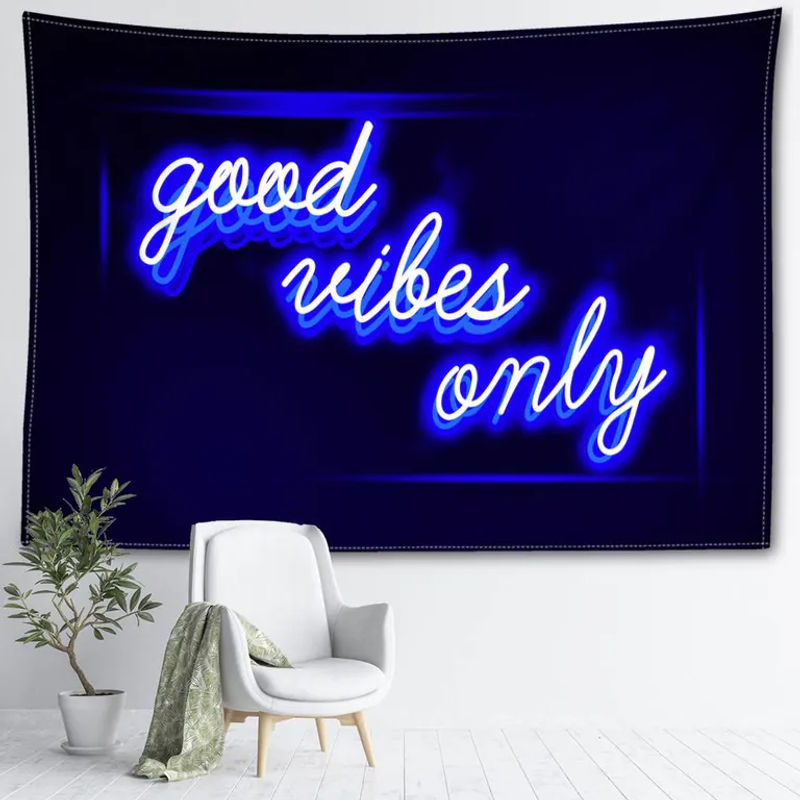 Abstrakter Wandteppich mit Buchstaben in Blau und Weiß von Super Six, minimalistische Textil-Wanddekoration im modernen Hippie-Stil, B: 95 cm, H: 73 cm - Bild 2