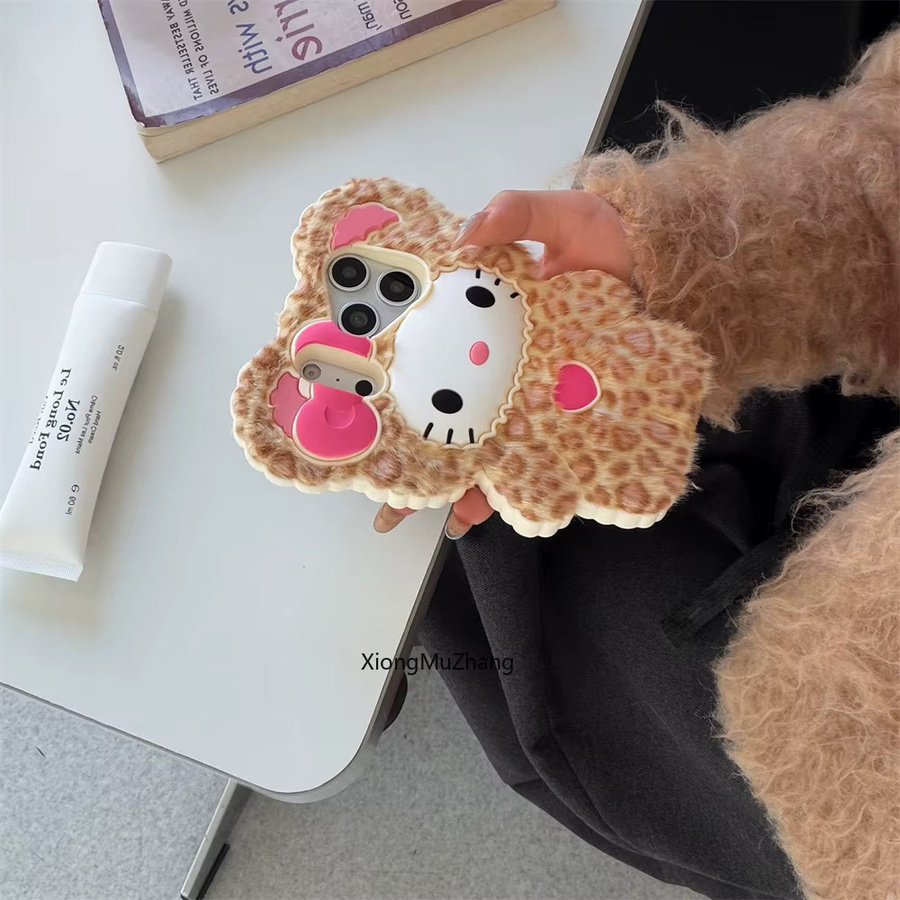 Flauschige Hello Kitty Handyhülle mit Leopardenmuster für Apple iPhone 17 16 15 14 13 Pro Max Plus in Multicolour - Bild 4