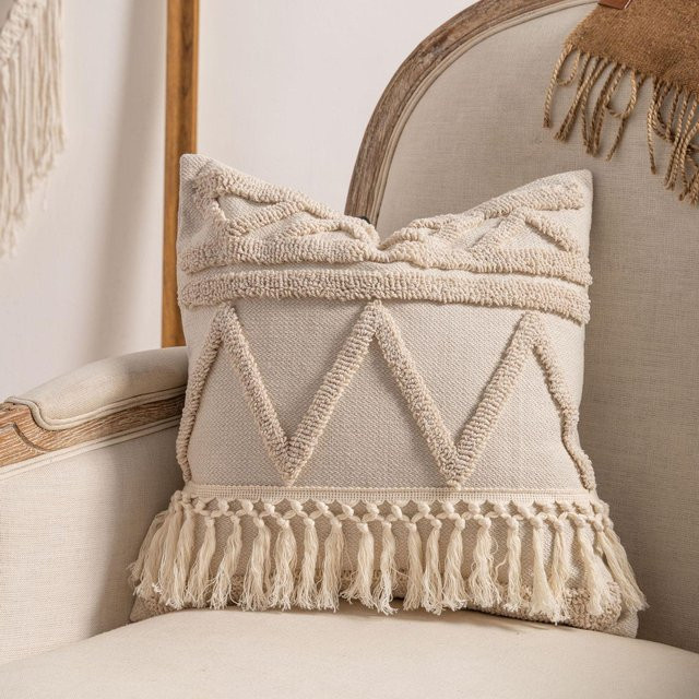 Bohemian Kissenbezug von JMG Clothing aus Baumwoll-Leinen in Beige mit Webspitze und Quaste, B/T: 45 x 45 cm - Bild 1