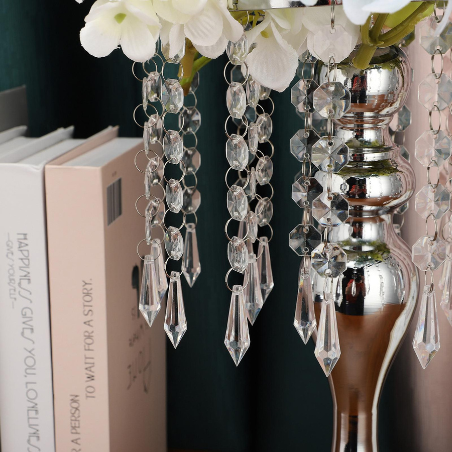 Romantischer Hochzeitsblumenständer aus Eisen und Kristall in Silber für den Esstisch - Bild 2