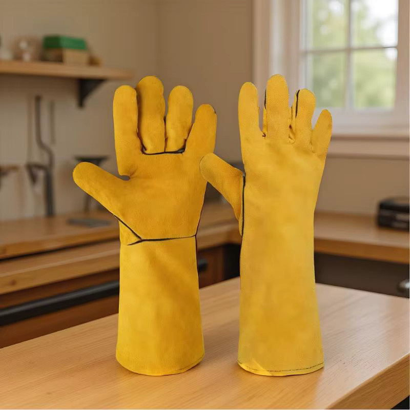 Sommer6 Schweißerhandschuhe aus Leder in Gelb, hitzebeständige und schnittfeste Arbeitshandschuhe, Länge: 40 cm - Bild 2