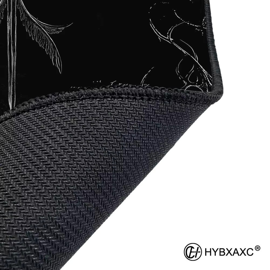 HYBXAXC Gaming-Mauspad XXL mit Schwertkunst-Design und gotischen Symbolen in Schwarz und Weiß - Bild 5