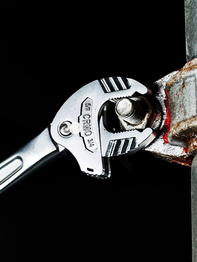 Selbstsichernder Feder-Ratschenschlüssel in Silber für Motorrad-Reparaturen mit extra großer Backenöffnung - Bild 4