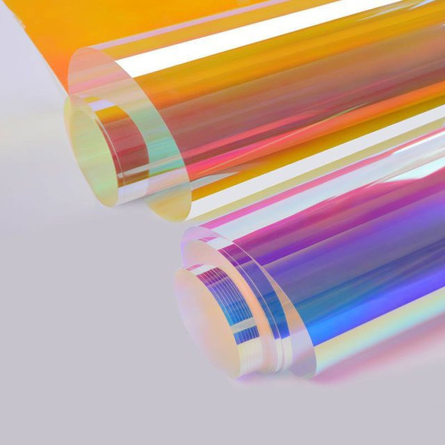 Regenbogen Glasfolie mit Farbwechsel für Wärmedämmung, UV-Schutz und Sonnenschutz in Multicolour - Bild 1