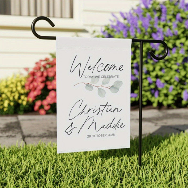 Personalisiertes Hochzeits-Willkommensschild mit floralem Eukalyptus-Design, weißes Textil-Gartenbanner für deine Verlobungsfeier und Outdoor-Dekoration, rechteckig, Breite: 45 cm, Höhe: 30 cm - Bild 1