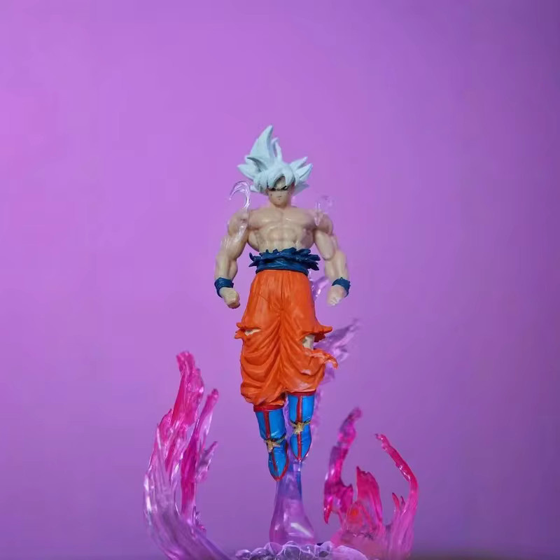 Bandai Dragon Ball Ultra Instinct Son Goku Saiyan, Leuchtende Figur, 25cm, Einzelfigur - Bild 4