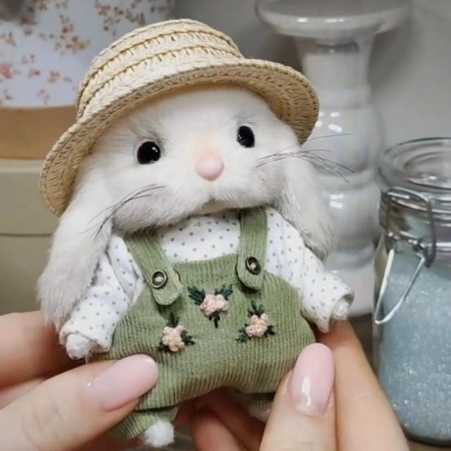 Kidsly Gärtner Peter Hase, Plüschtier, 14 cm, ab 3 Jahre - Bild 1