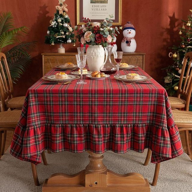 JMG Household Supplies Weihnachts-Tischdecke Buffalo-Plaid in Rot-Weiß mit Rüschen, Durchmesser: 90 cm - Bild 1
