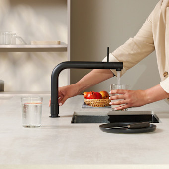 Quooker PRO3 Heißwasser-System mit Front in Schwarz FTBLK - Bild 1