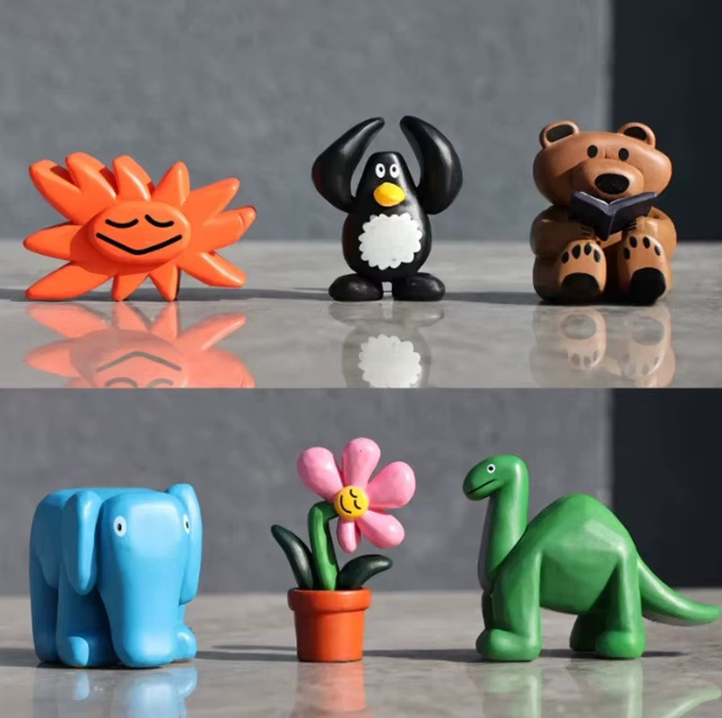 Bandai Dinosaurier, Blumen, Pinguin, Elefant Puppen-Blindbox, Spielzeug - Bild 1