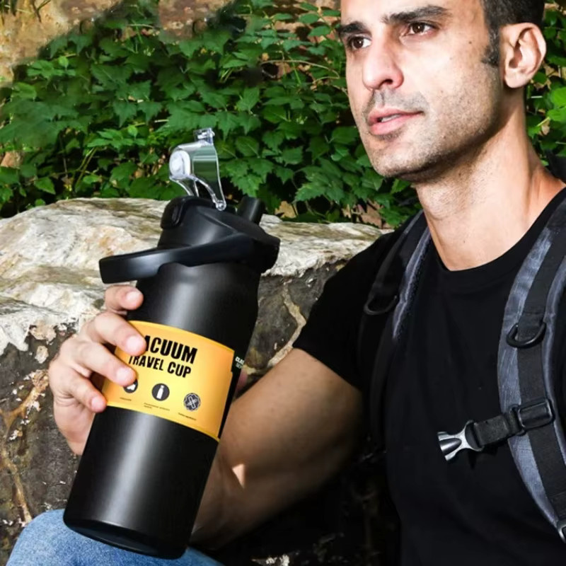 XMSJ Isolierte Wasserflasche aus 304 Edelstahl mit Strohhalm, Vakuum-Thermobecher für Heiß- und Kaltgetränke, Schwarz oder Weiß - Bild 4