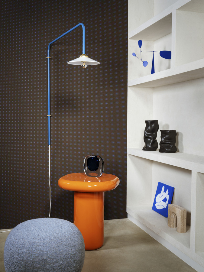 Arte International Wallpaper Dots 31033 in Braun mit abstraktem Bauhaus-Design und High-Gloss-Finish - Bild 1