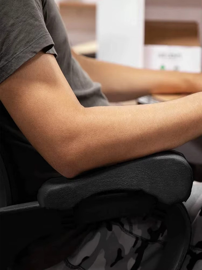 BOTQTOW Ergonomische Memory-Foam-Armlehnenauflage für Bürostühle und Gaming-Stühle in Schwarz - Bild 7