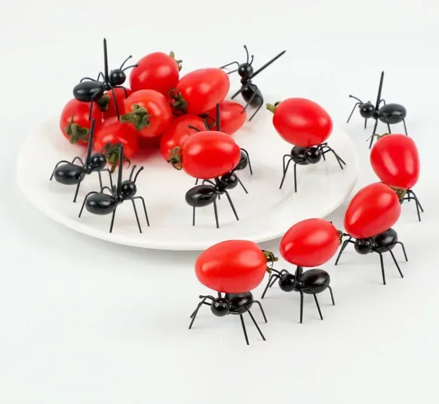 24 Stück Jiahomily Ameisen-Obstpicks aus schwarzem Kunststoff für Dessert und Party - Bild 1