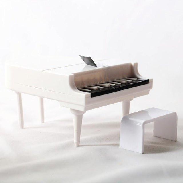 Binchi Mini-Klavier mit Hocker, Musikinstrumentenmodell, Puppenhaus Zubehör, 1-teiliges Set, ab 14 Jahren - Bild 1