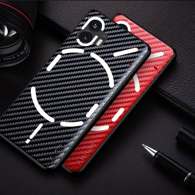 Stoßfeste Carbon-Schutzhülle für Nothing Phone (1) und Nothing Phone (2) in Schwarz - Bild 1