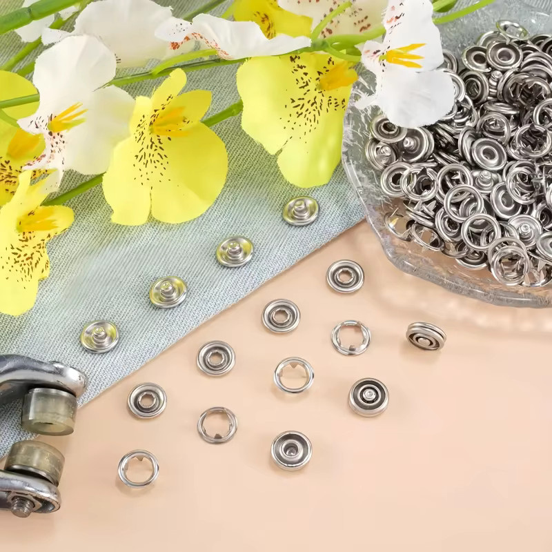 Metall Schnappverschluss-Set mit Zange und Druckknöpfen in Silber für Kleidung und Nähzubehör - Bild 2