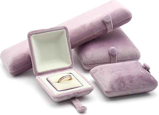 Hochwertige Schmuckverpackungsbox in Grün für Halsketten, Ringe, Ohrringe und Armbänder - Bild 1