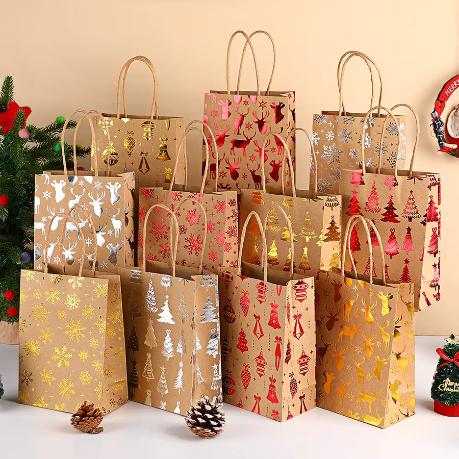 Festliche Weihnachts-Geschenktüten aus Papier mit Schneeflocken-Design für deine Feiertagsfeiern - Bild 1