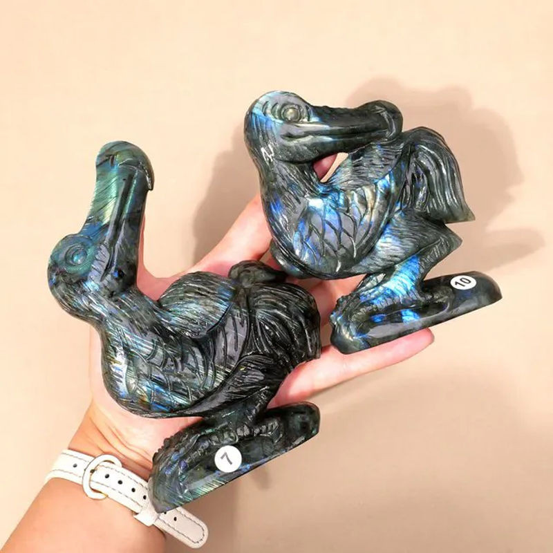 Runyangshi Labradorit Statue als geschnitzte Tierfigur aus Naturstein in Mehrfarbig für Reiki Healing und Dekoration - Bild 1