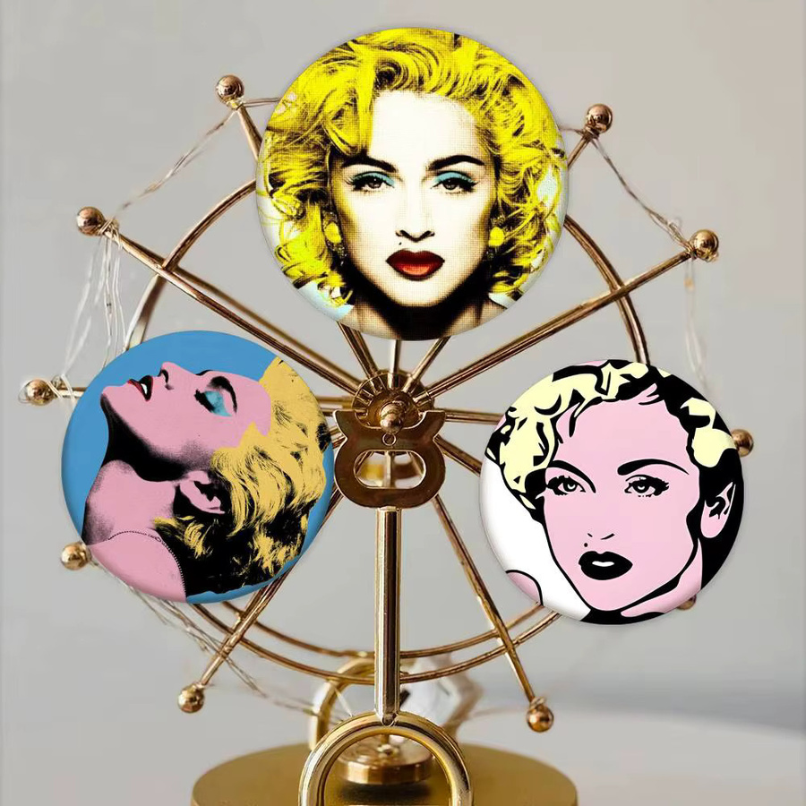 Brosche M-Madonna, Emaille-Pin, Cartoon-Stil - Bild 3