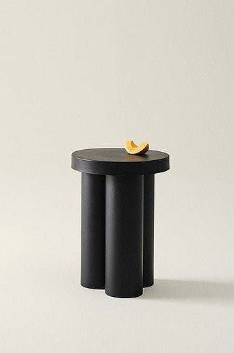 Jotex SANJO Beistelltisch aus Metall in Schwarz, rund und modern - Bild 1