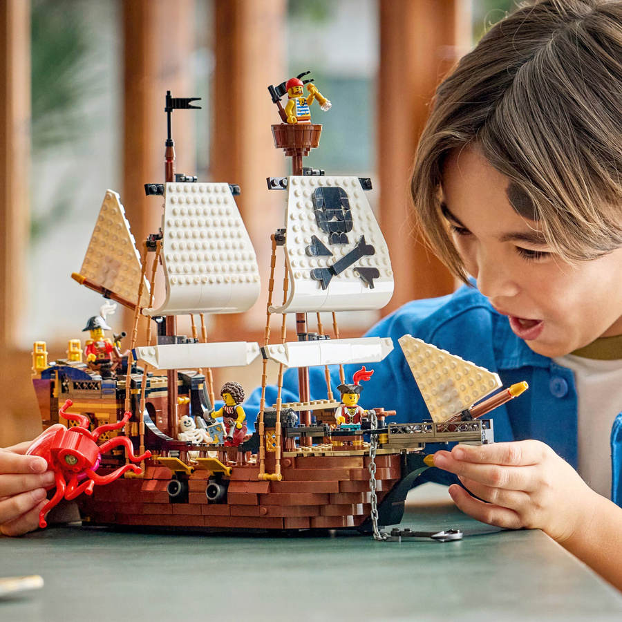 LEGO Creator Legendäres Piratenschiff Bauset ab 9 Jahren - Bild 4