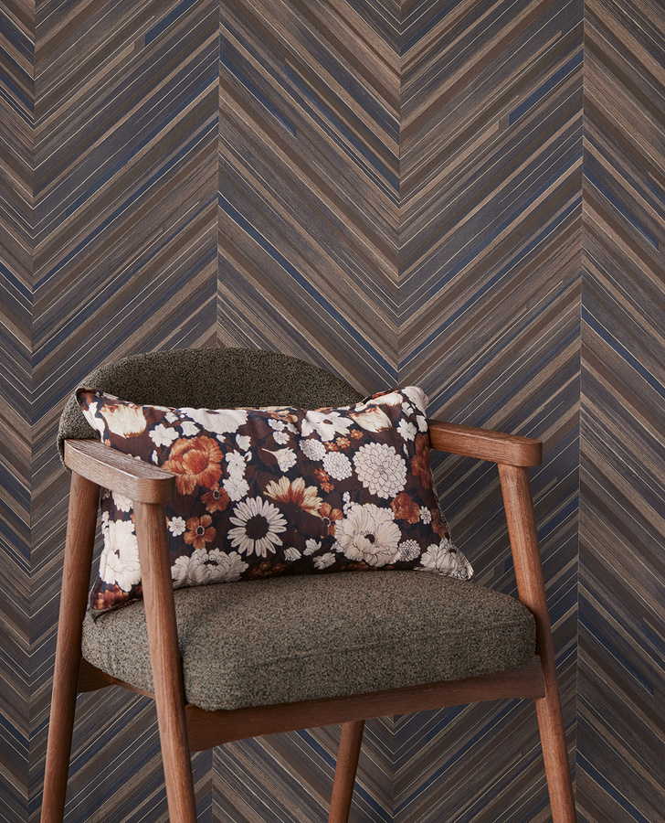 Eijffinger Tapete Chevron Geometric in Braun und Blau mit Holzoptik aus Vlies - Bild 1