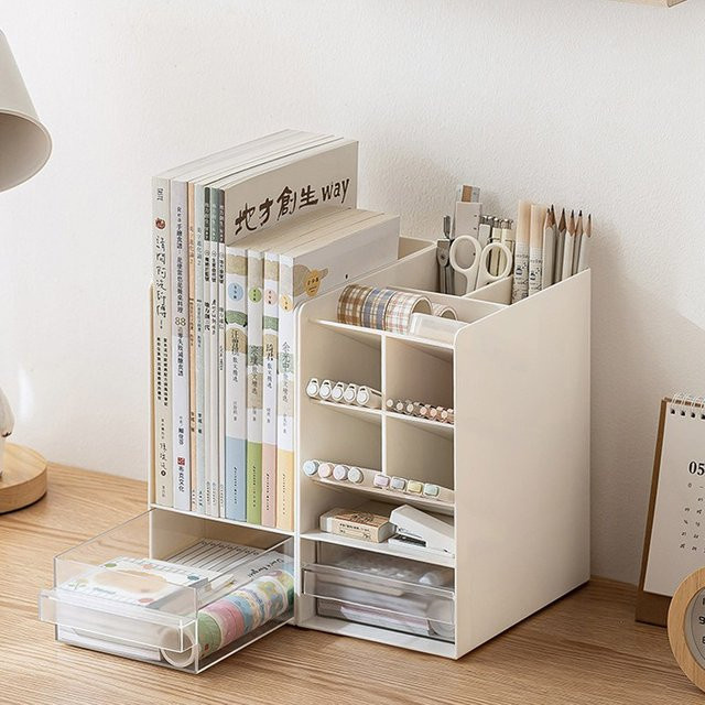 Schräger Stifthalter in Weiß aus Kunststoff mit Drei-in-Eins-Gitterdesign für deinen Schreibtisch - Bild 1