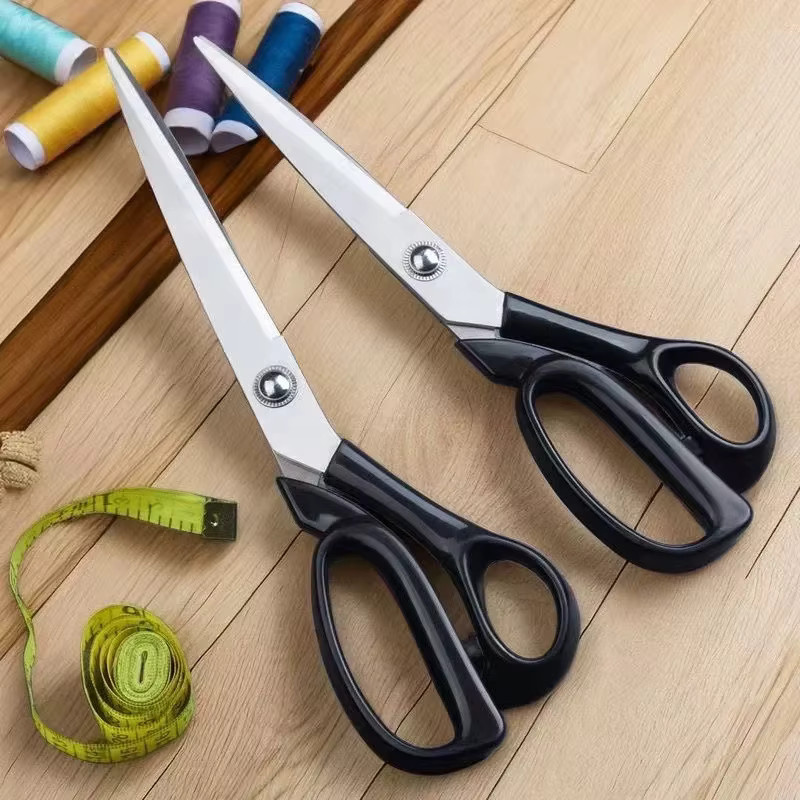 Professionelle Schneiderschere aus Edelstahl in Schwarz, 10 Zoll (25,4 cm) - Bild 3
