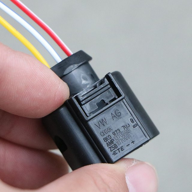 3-poliger Klimaanlagen Drucksensor Stecker für VW Passat B6 B7 Golf Käfer und Audi A3 A4 A6 - Bild 1