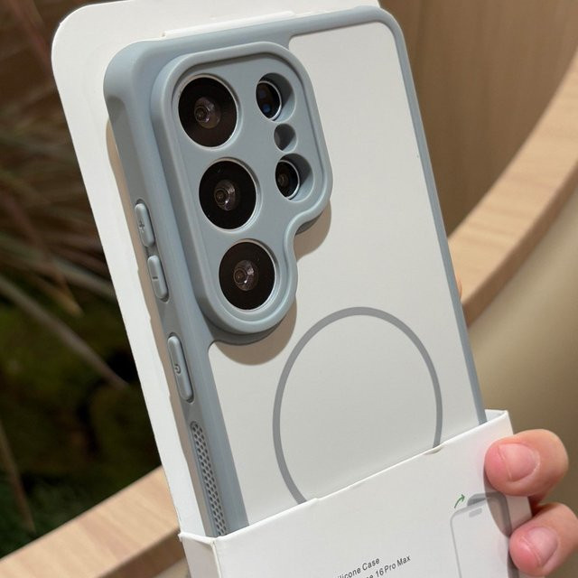 Stoßfeste Schutzhülle für Samsung Galaxy S26 S25 S24 S23 Ultra Plus mit MagSafe kabelloser Ladefunktion und magnetischer Matte in Blau oder Weiß - Bild 1