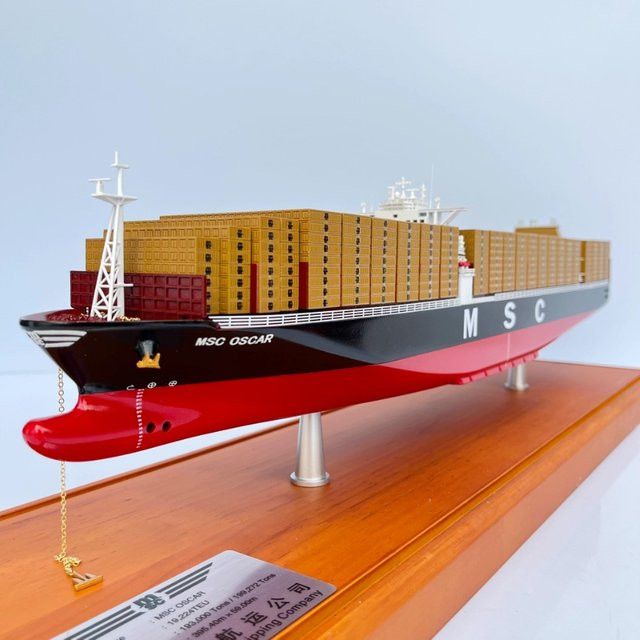 AT 99 MODEL Schiffsmodell aus Metalllegierung als dekoratives Frachtschiff-Ornament - Bild 1