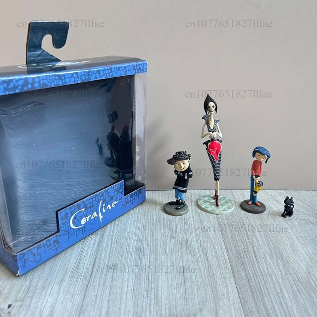 Bandai Coraline, Mr. Bobinski, Geist, Mutter, Katze, Actionfigur, 3-teiliges Set, ab 14 Jahren - Bild 1