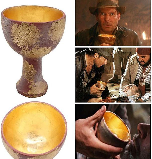 Bestbags Indiana Jones Heiliger Gral Becher Dekor in Schwarz und Gold als antikisches Harzhandwerk für Halloween und Rollenspiele - Bild 1
