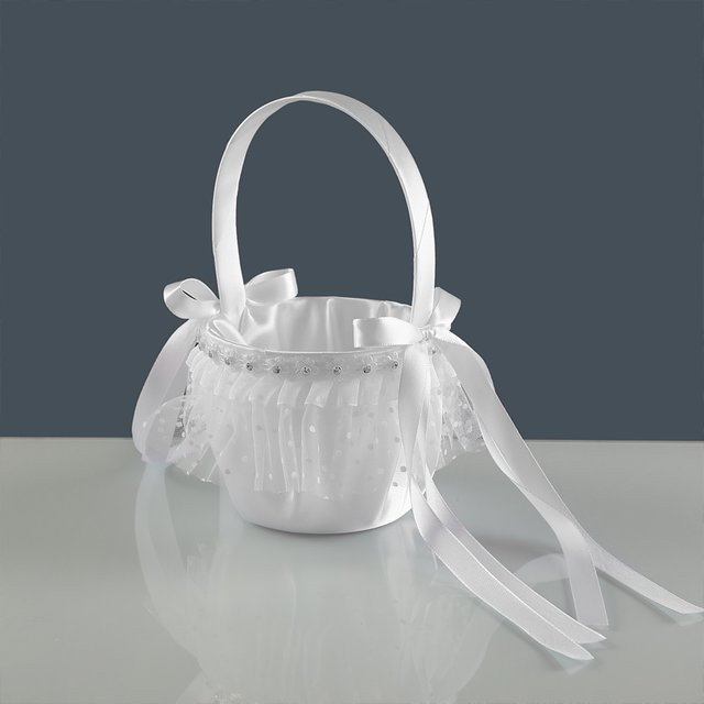 Weißer Blumenkorb aus Textil für Blumenmädchen und Hochzeiten - Bild 1